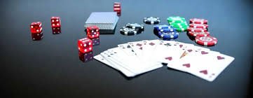 Tampilan antarmuka slot online kitabet88 di layar smartphone pengguna Indonesia dengan tema modern